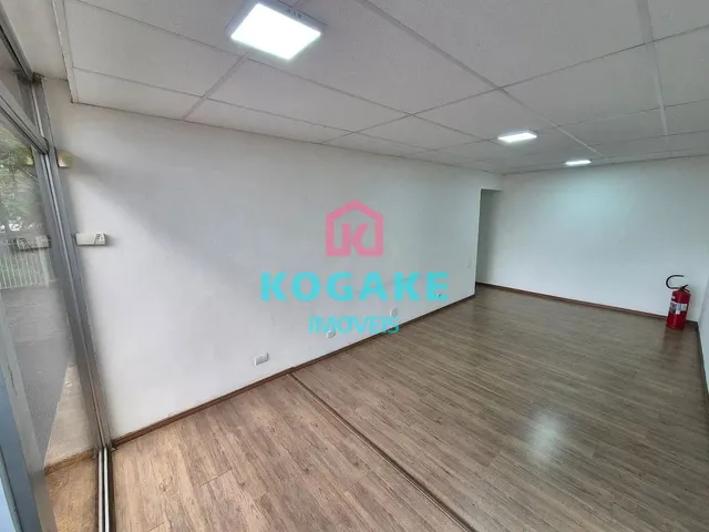 Comercial com 584m², para alugar, no bairro Centro em São José Dos Campos