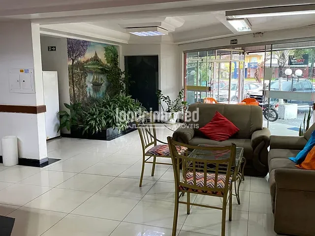 Comercial com 2500m², à venda, no bairro Cr 1 em Foz Do Iguaçu