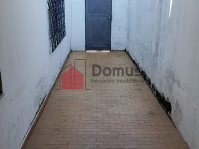 Comercial com 345m², para alugar, no bairro São Benedito em Pindamonhangaba