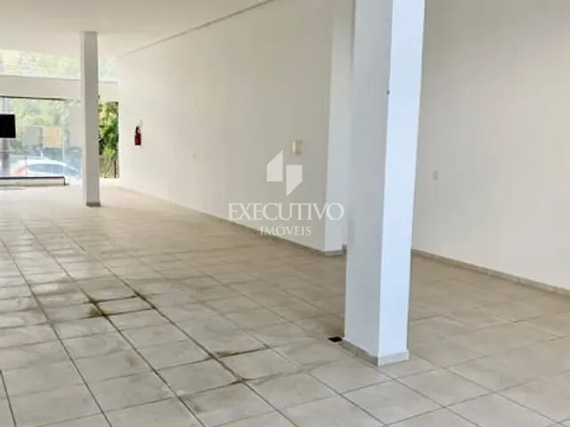 Loja com 130m², à venda ou para alugar, no bairro Aimoré em Arroio Do Meio