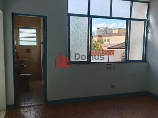 Sala para alugar, no bairro Centro em Pindamonhangaba