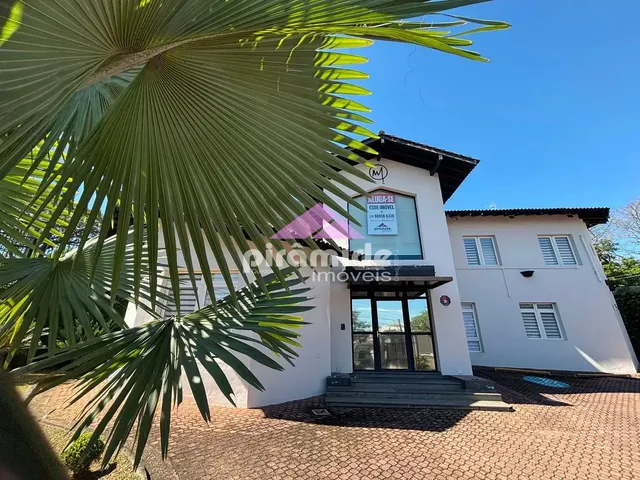 Comercial com 700m², para alugar, no bairro Jardim das Colinas em São José Dos Campos