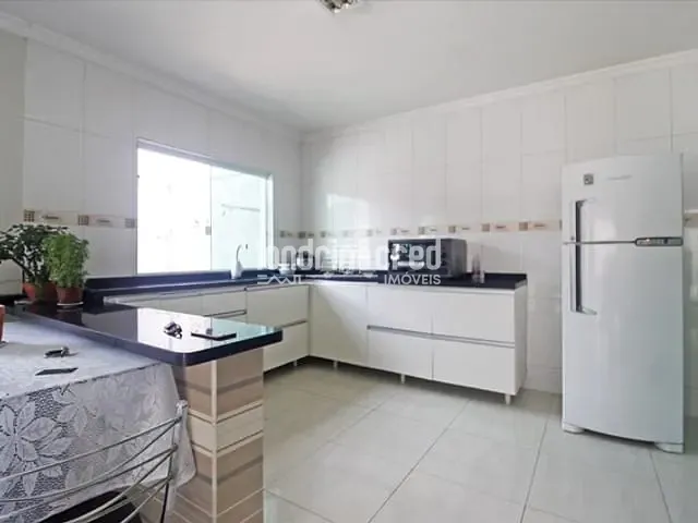 Loja com 500m², à venda, no bairro Guatupê em São José Dos Pinhais