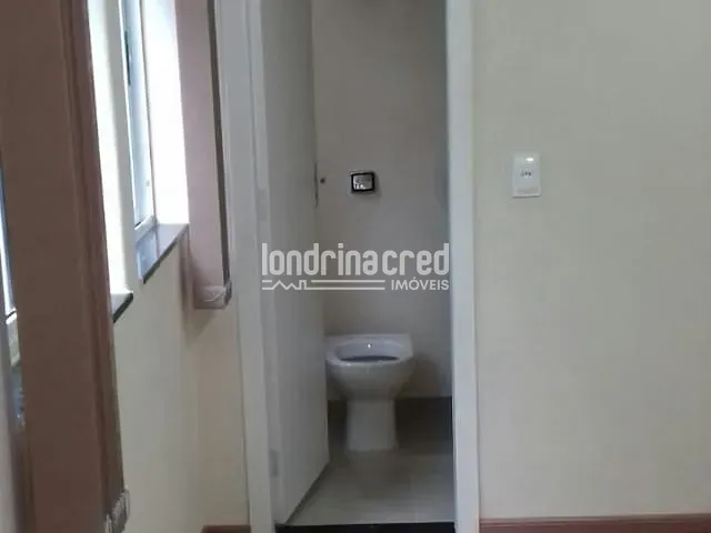 Sala com 66m², à venda, no bairro Centro em Londrina