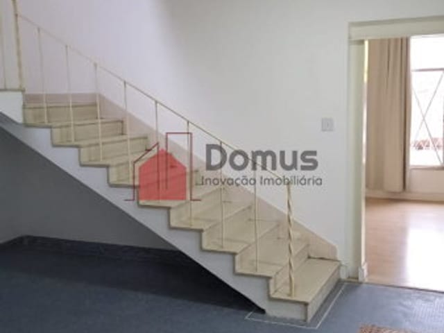 Comercial com 426m², para alugar, no bairro Centro em Pindamonhangaba