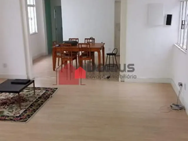 Comercial com 426m², para alugar, no bairro Centro em Pindamonhangaba