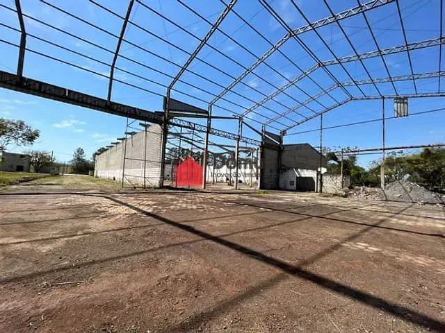 Galpão / Barracão com 173m², à venda, no bairro Ponte Nova em Lorena
