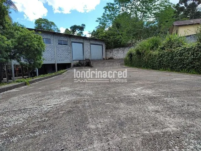 Galpão / Barracão com 2166m², à venda, no bairro Roseira em Colombo