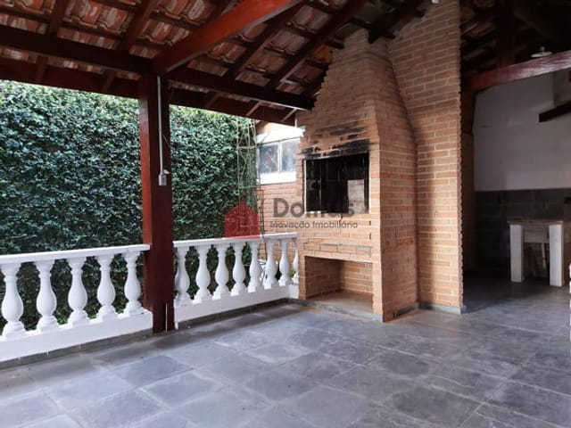 Comercial com 1000m², para alugar, no bairro Jardim Santa Luzia em Pindamonhangaba