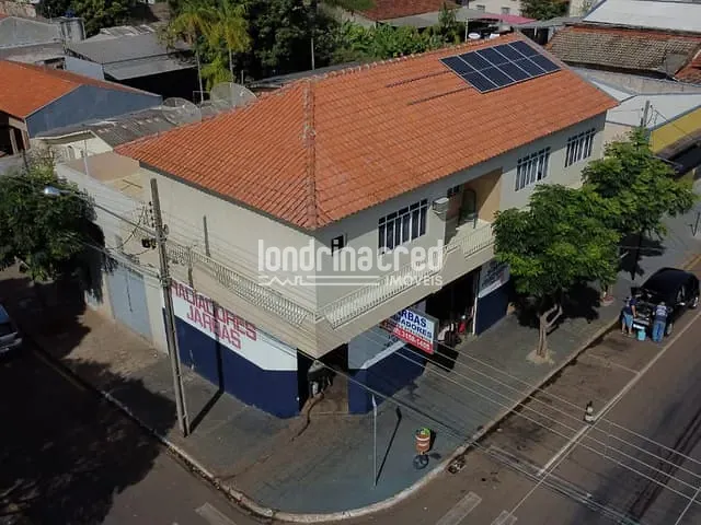 Comercial com 400m² 3 quartos e 2 banheiros, à venda, no bairro Centro em Ibiporã
