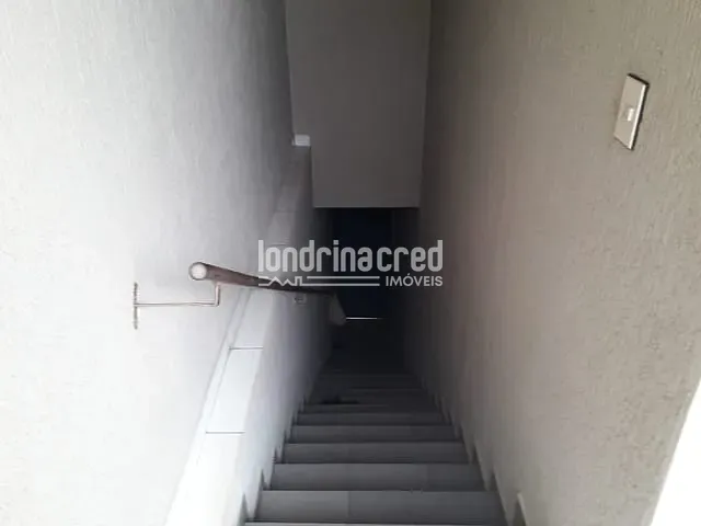 Comercial com 400m² 3 quartos e 2 banheiros, à venda, no bairro Centro em Ibiporã