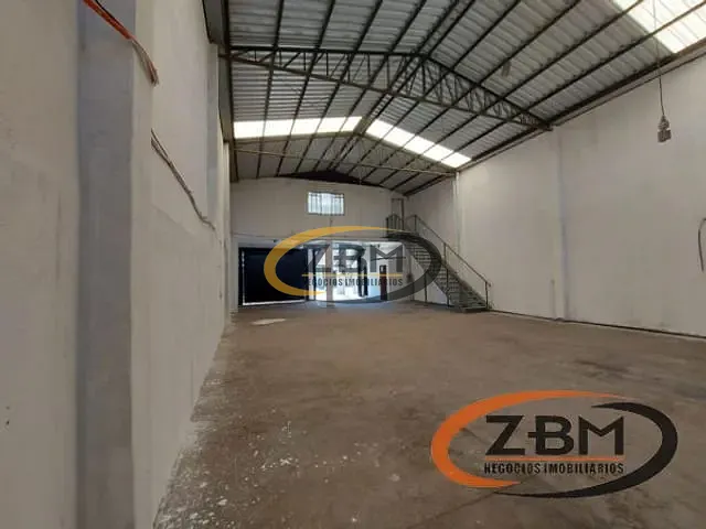 Galpão / Barracão com 270m², à venda ou para alugar, no bairro Residencial Quadra Norte em Londrina
