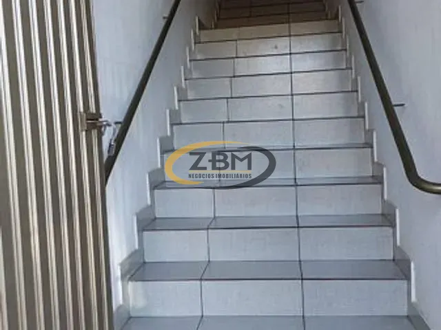 Prédio com 255m², à venda, no bairro Jardim das Palmeiras em Londrina
