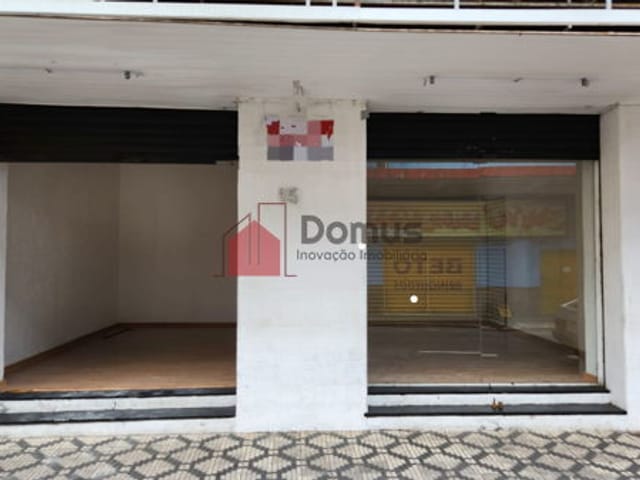 Comercial com 34m², para alugar, no bairro Centro em Pindamonhangaba