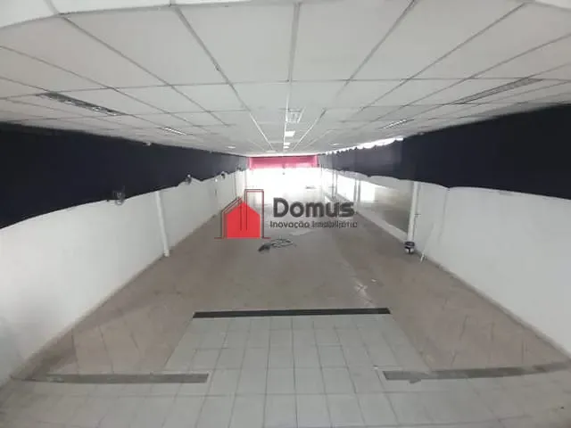 Galpão / Barracão com 550m², à venda ou para alugar, no bairro São Benedito em Pindamonhangaba