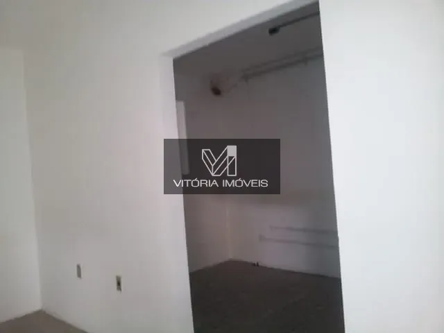 Galpão / Barracão com 300m², para alugar, no bairro JARDIM LIMOEIRO em Serra