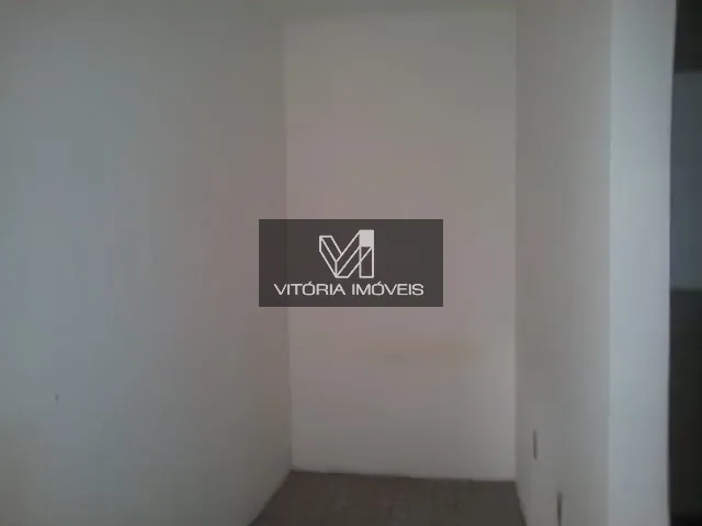 Galpão / Barracão com 300m², para alugar, no bairro JARDIM LIMOEIRO em Serra