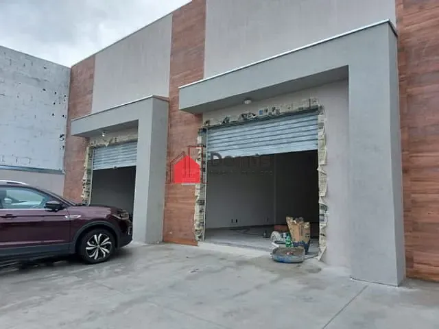 Comercial para alugar, no bairro Centro em Pindamonhangaba