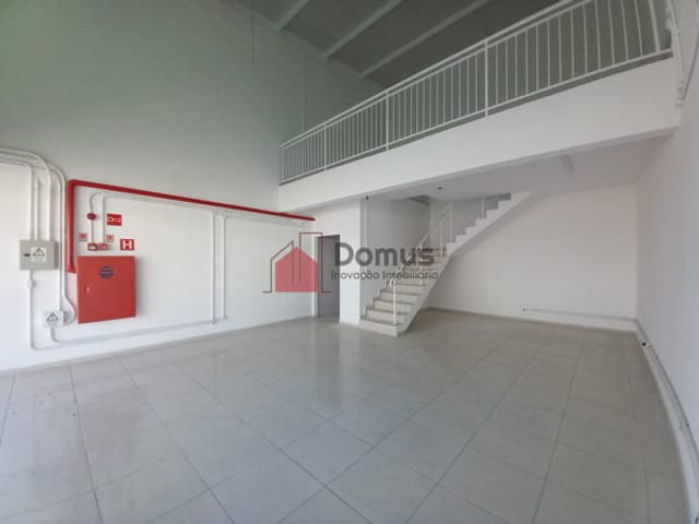 Comercial para alugar, no bairro Parque das Nações em Pindamonhangaba
