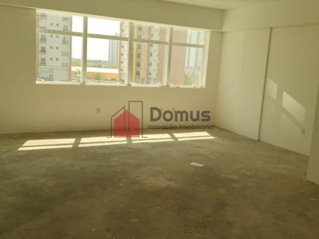 Sala à venda, no bairro Lavadouro de Areia em Taubaté