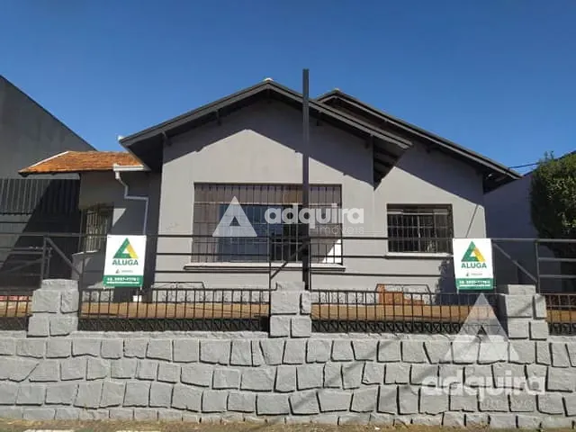 Casa com 970m², para alugar, no bairro Centro em Ponta Grossa