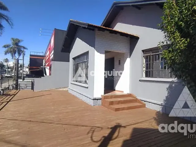 Casa com 970m², para alugar, no bairro Centro em Ponta Grossa
