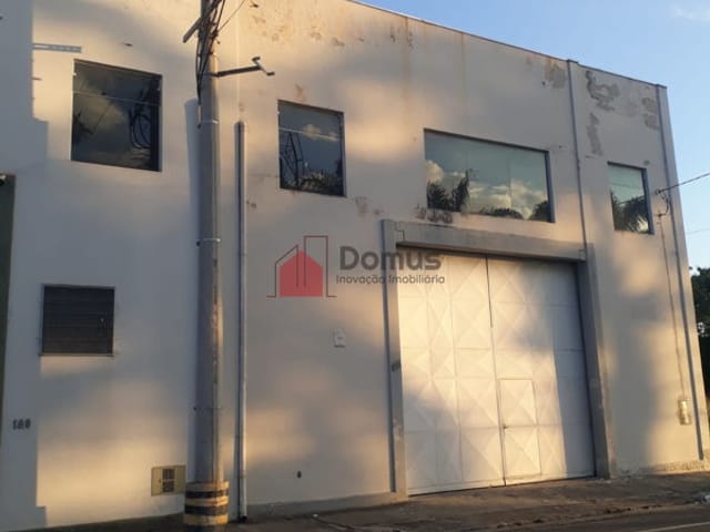 Galpão / Barracão com 480m², para alugar, no bairro Parque das Nações em Pindamonhangaba