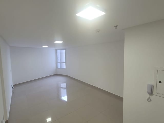 Sala com 30m², para alugar, no bairro Jardim América em Goiânia