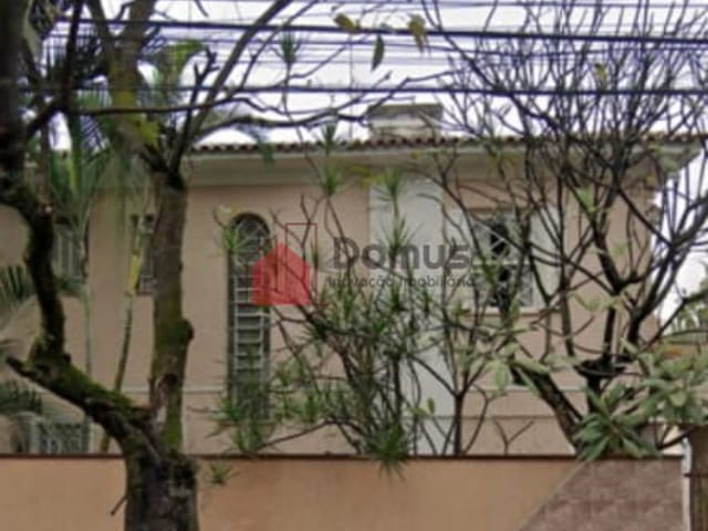 Comercial com 486m², à venda, no bairro Centro em Taubaté