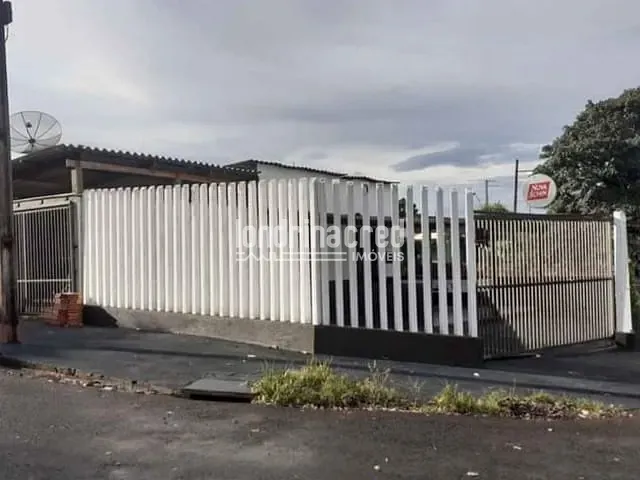 Comercial com 400m² 2 quartos e 2 banheiros, à venda, no bairro Eucaliptos em Londrina