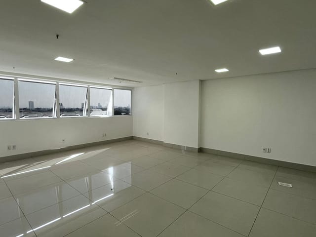 Sala para alugar, no bairro Jardim América em Goiânia