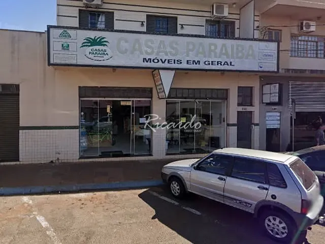 Loja com 352m², para alugar, no bairro Centro em Arapongas
