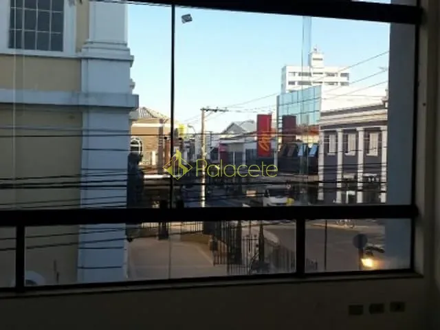 Sala com 814m², para alugar, no bairro Centro em Pindamonhangaba