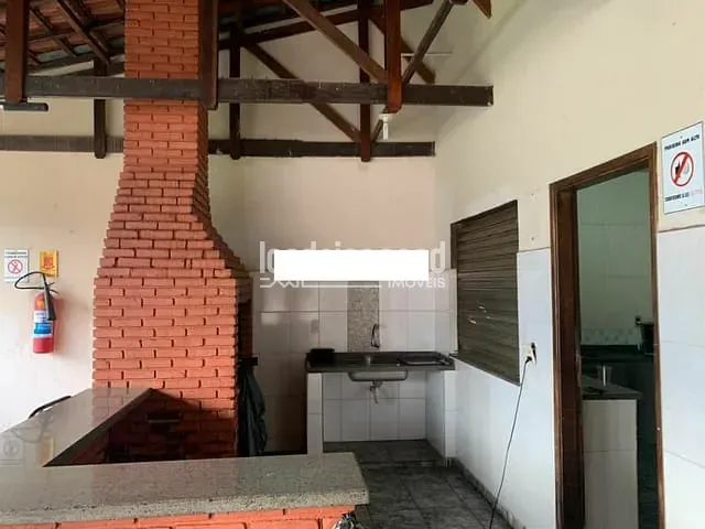 Comercial 1 quarto e 2 banheiros, à venda, no bairro Jardim Viena em Londrina