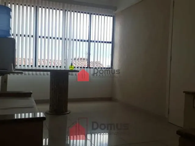 Sala para alugar, no bairro Centro em Pindamonhangaba