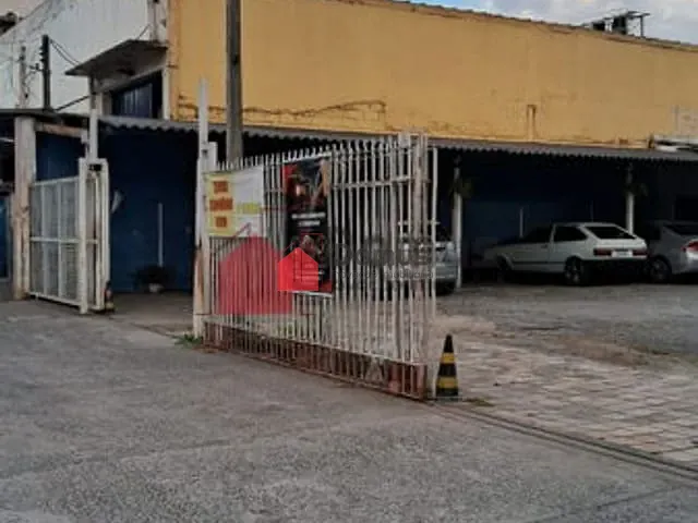 Galpão / Barracão com 720m², à venda, no bairro Centro em Pindamonhangaba