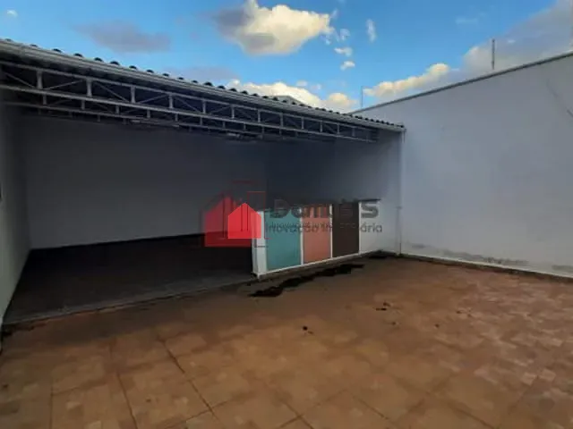 Loja para alugar, no bairro Centro em Pindamonhangaba