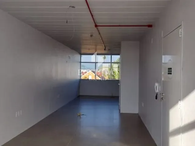 Comercial com 74m², à venda, no bairro Centro em Arroio Do Meio