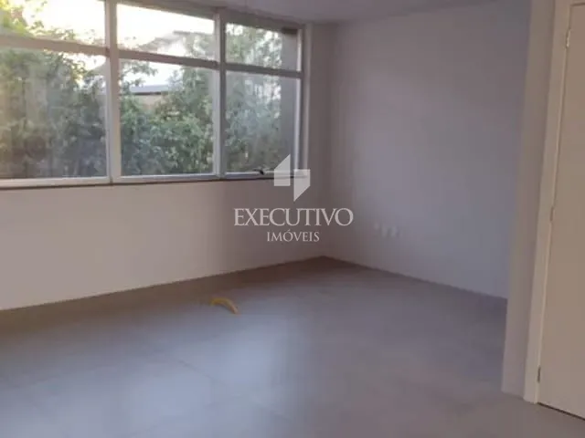 Sala à venda ou para alugar, no bairro Centro em Arroio Do Meio