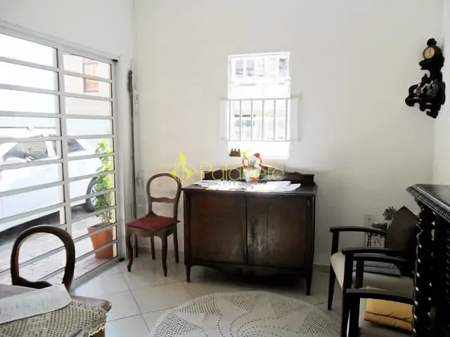 Comercial 2 quartos e 1 banheiro, para alugar, no bairro Centro em Pindamonhangaba