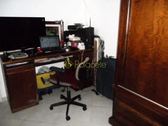 Comercial 2 quartos e 1 banheiro, para alugar, no bairro Centro em Pindamonhangaba