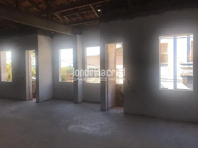 Prédio à venda, no bairro Centro Histórico em Paranaguá