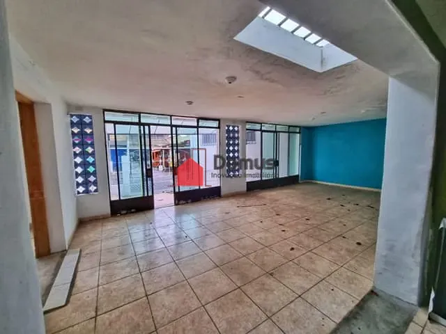 Comercial para alugar, no bairro Centro em Pindamonhangaba