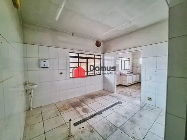 Comercial para alugar, no bairro Centro em Pindamonhangaba
