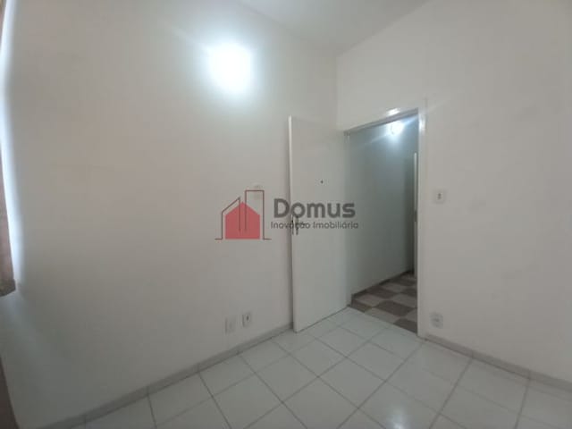 Sala para alugar, no bairro Centro em Pindamonhangaba