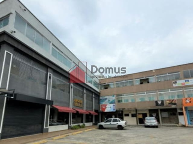 Comercial para alugar, no bairro Chácara Galega em Pindamonhangaba