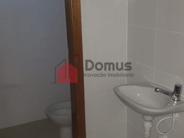 Sala para alugar, no bairro Centro em Pindamonhangaba