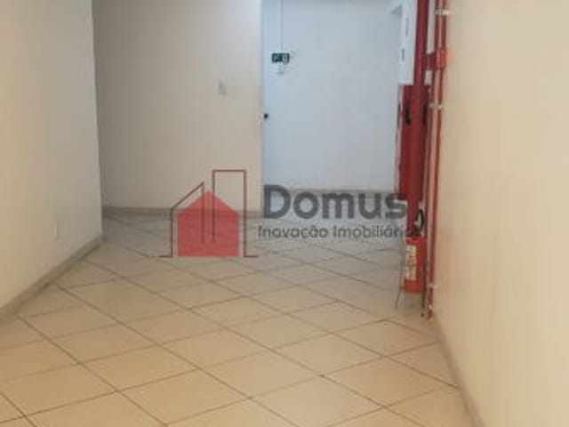 Sala para alugar, no bairro Centro em Pindamonhangaba
