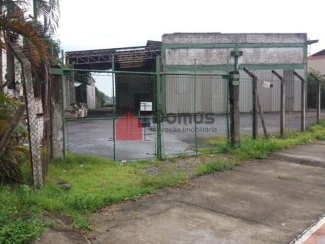 Galpão / Barracão com 3400m², à venda ou para alugar, no bairro Loteamento Industrial em Taubaté