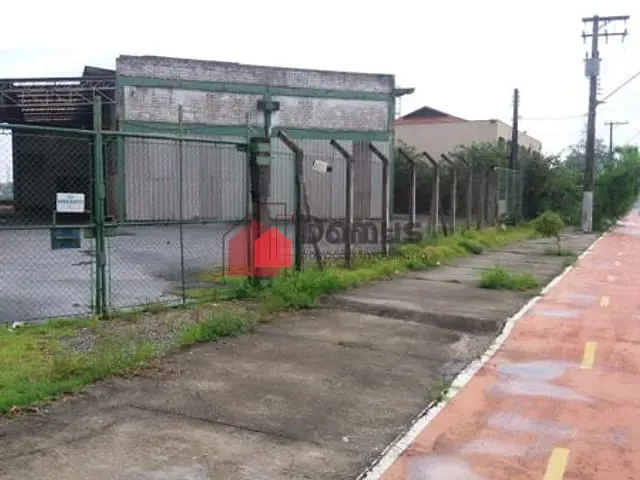Galpão / Barracão com 3400m², à venda ou para alugar, no bairro Loteamento Industrial em Taubaté